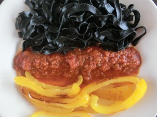 Herzhaftes WM Fieber mit Tagliatelle und Tomatensauce